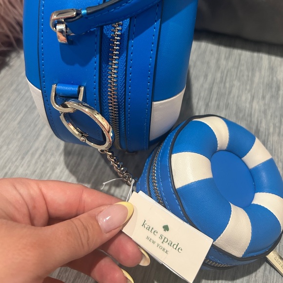 Kate Spade Blue and White Splash Pool Float Cross Body - Picture 10 of 13